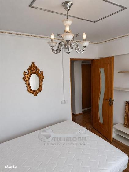 Apartament cu 3 camere decomandat în Horpaz