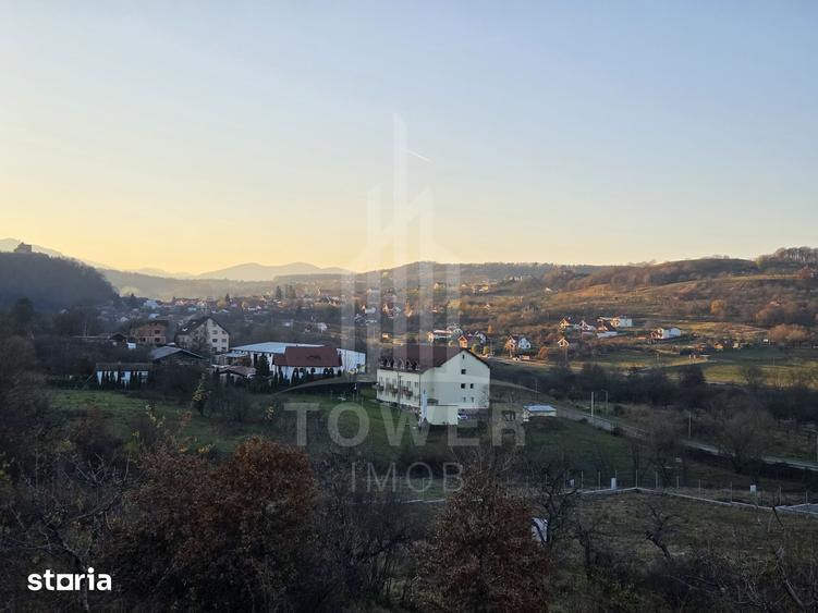 Casă cu 5 camere cu Teren 561 Mp în Central