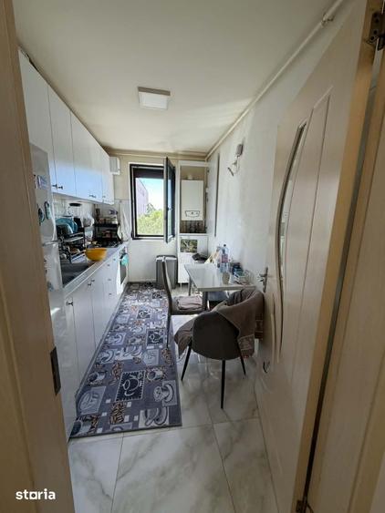 Apartament cu 2 camere decomandat în Crângași