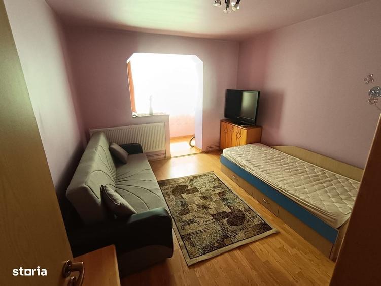 Apartament cu 2 camere decomandat în Ștrand