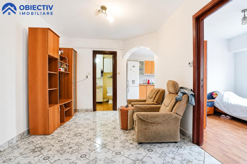Apartament cu 2 camere decomandat în Central