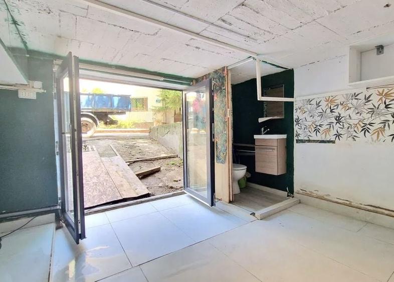 Proprietate specială, de 17.60000038147 mp, în Domenii