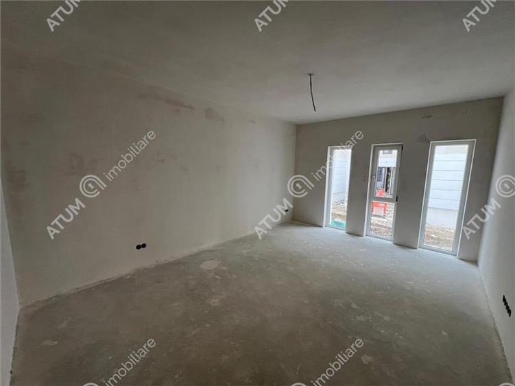 Apartament cu 3 camere decomandat în Șelimbăr