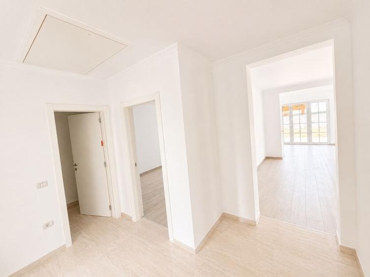 Casă cu 3 camere în Moșnița Nouă