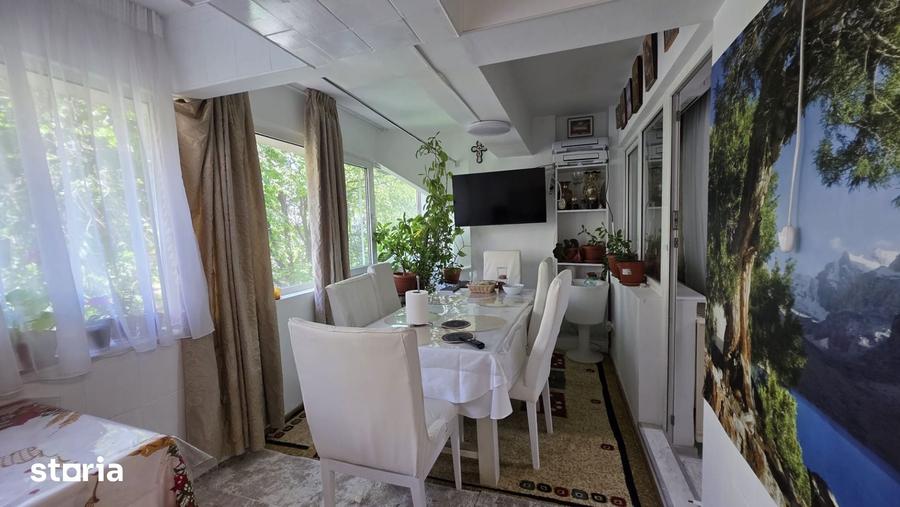 Apartament cu 3 camere în Pantelimon