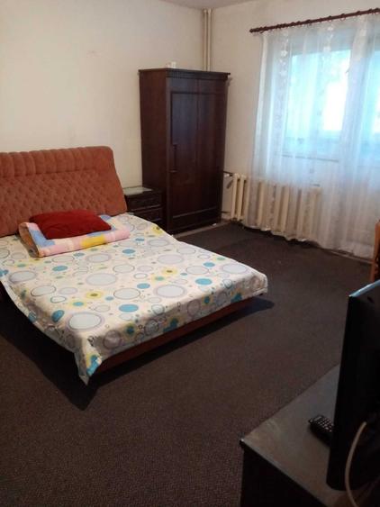 Garsonieră decomandată în Vitan