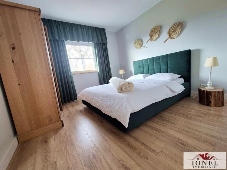 Casă individuală cu 11 camere cu Teren 114144 Mp în Abrud