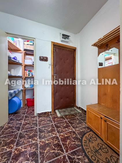 Apartament cu 2 camere decomandat în Minerul