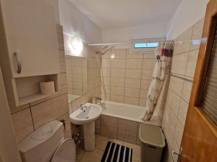 Apartament cu 2 camere semidecomandat, mobilat în Bucureștii Noi