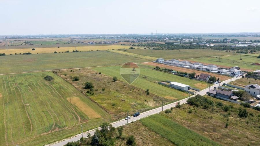 Teren Construcții intravilan de 2500 mp, în Zurbaua