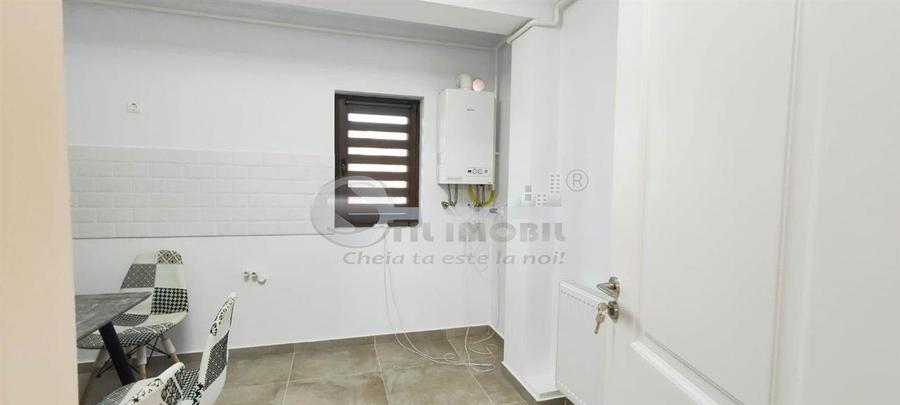 Apartament cu 3 camere decomandat în Cug