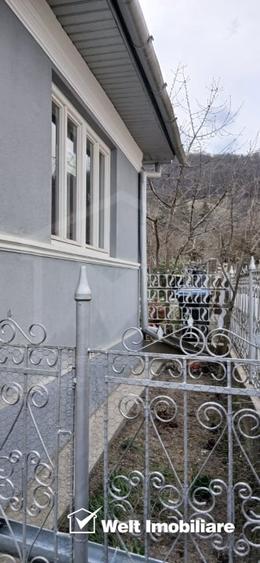 Casă individuală cu 3 camere cu Teren 579 Mp în Moldovenești
