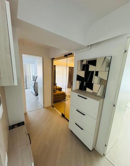 Apartament cu 3 camere decomandat, mobilat în Pipera