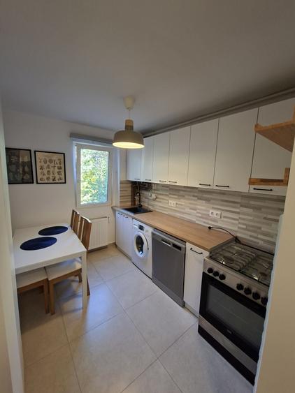 Apartament cu 2 camere semidecomandat în Gemenii