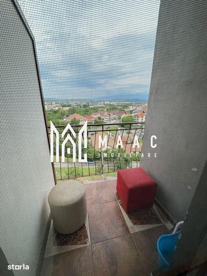 Apartament cu 4 camere în Vasile Aaron