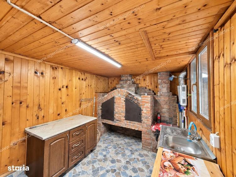 Casă cu 3 camere cu Teren 530 Mp în Costi