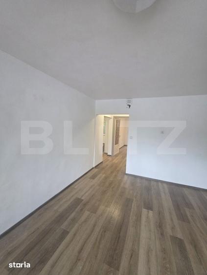 Spatiu pentru Birouri de 70mp la Parter, cu Intrare Directa si Renovar - 1