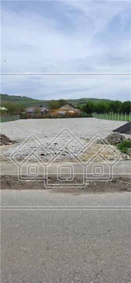 Teren agricol intravilan de 2000 mp, în Viile Sibiului