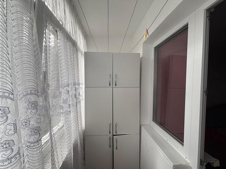 Apartament cu 2 camere semidecomandat, mobilat în George Enescu