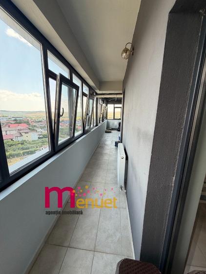 Apartament cu 2 camere decomandat în Peco