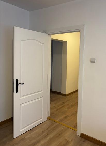Apartament cu 3 camere în P-ța Unirii