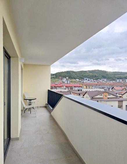 Apartament cu 2 camere semidecomandat în Florești