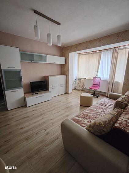 Apartament cu 2 camere semidecomandat în Central