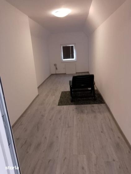 Casă cu 4 camere cu Teren 173 Mp în Călărași