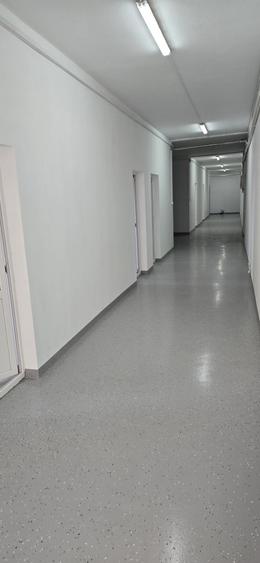 Spațiu comercial, de 895 mp, în Exterior Vest