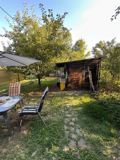 Casă individuală cu 2 camere cu Canalizare în Central
