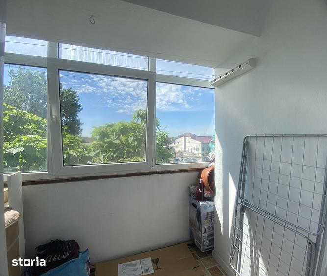 Apartament cu 3 camere decomandat în Micro 11