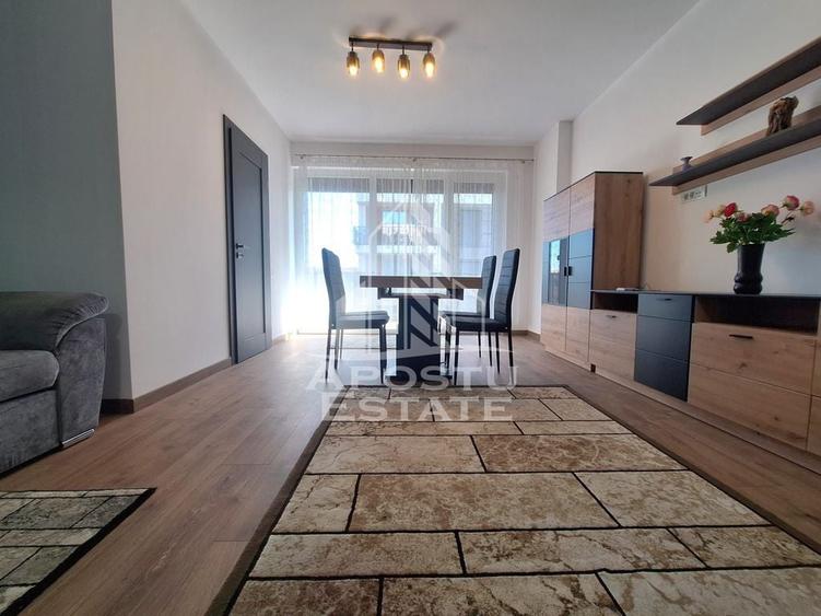 Apartament cu 2 camere decomandat, mobilat în Central