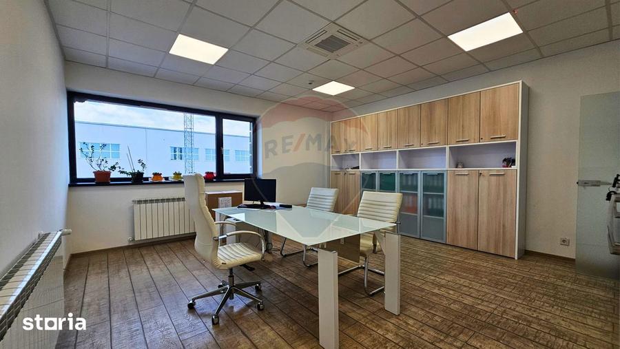 Spațiu comercial, de 9,697.38 mp, în Ariceștii Rahtivani