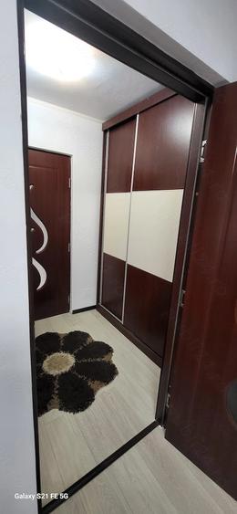 Proprietar Vand apartament 2 camere 55mp plus Garaj 20mp - 1