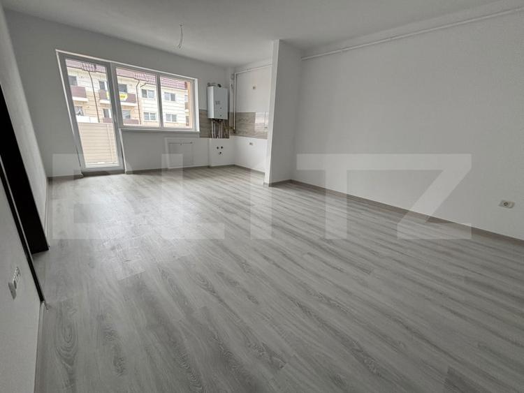 Apartament cu 2 camere semidecomandat în Sânpetru