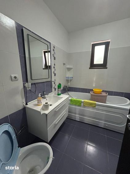 Casă cu 3 camere decomandat cu Teren 350 Mp în Podu Roș