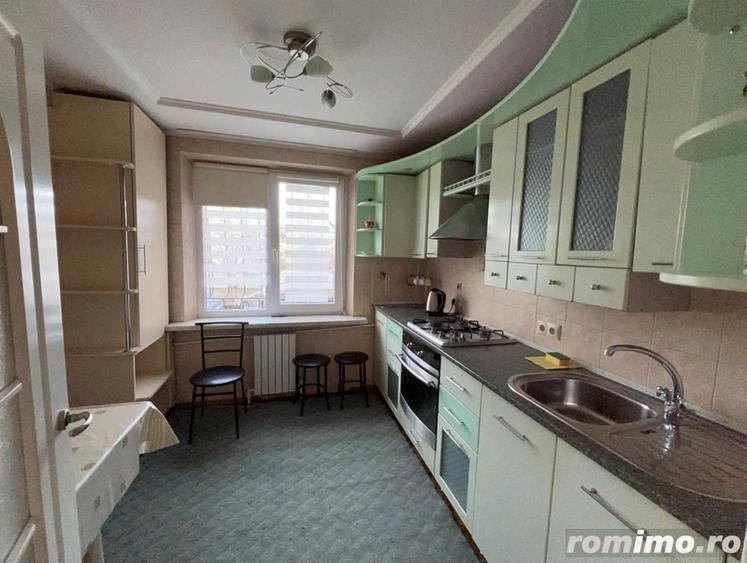 Garsonieră decomandată în Păcii