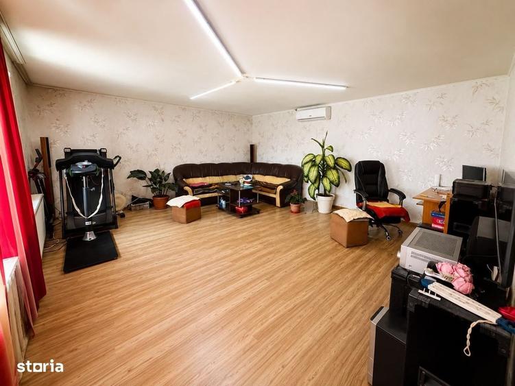 Casă cu 4 camere în Foeni