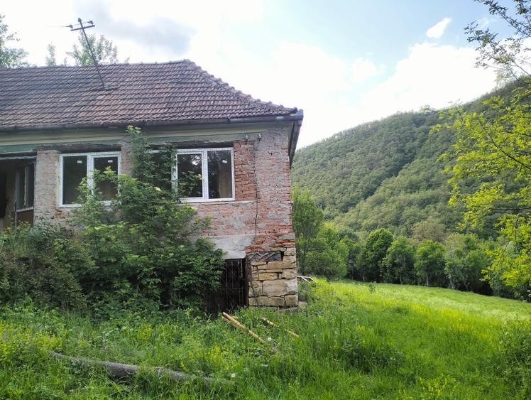Casă cu 3 camere în Mada