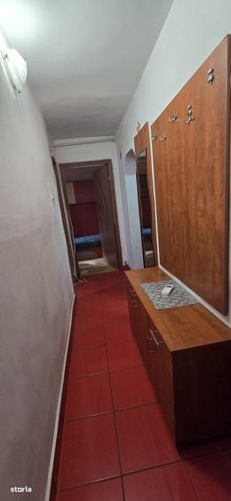 Apartament cu 3 camere decomandat în Micro 6