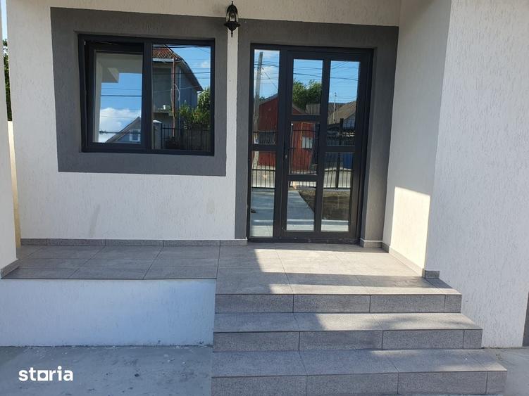 Casă cu 4 camere cu Teren 180 Mp în Central