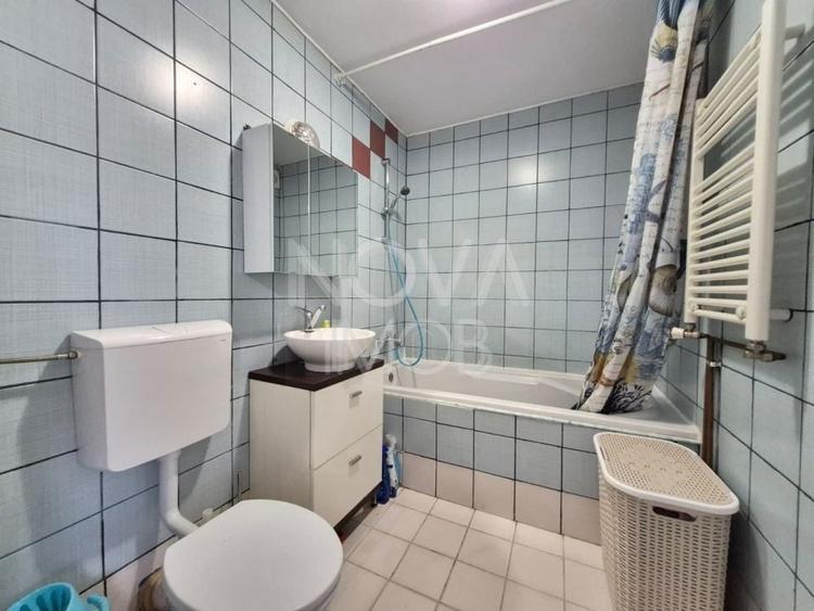 Apartament cu 2 camere decomandat, mobilat în Vasile Aaron