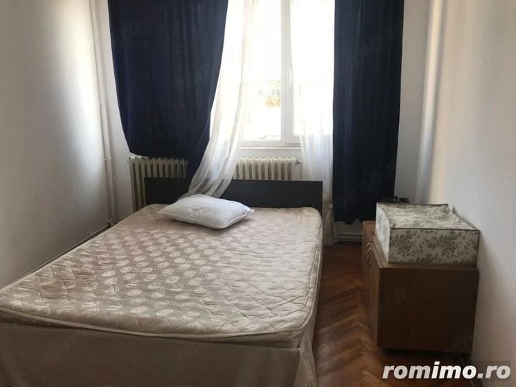 Apartament cu 2 camere decomandat în Titulescu