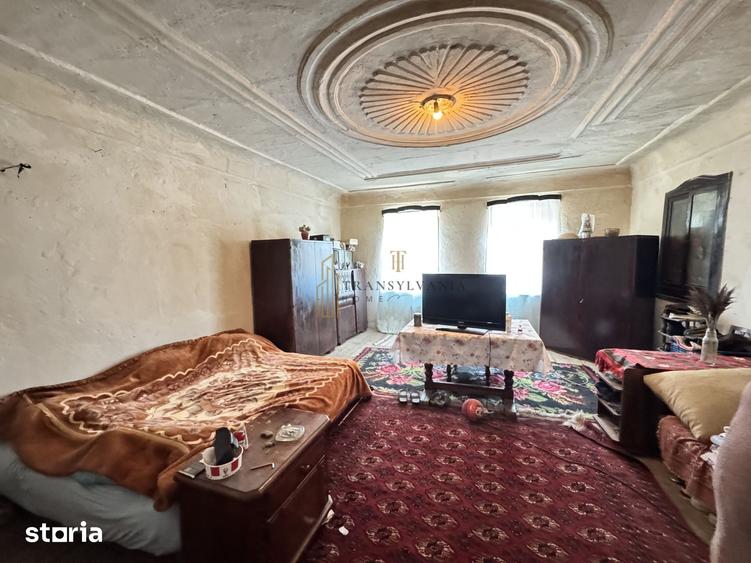 Casă cu 4 camere cu Teren 1600 Mp în Chirpăr