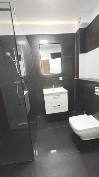 Apartament cu 3 camere decomandat în Ștefănești