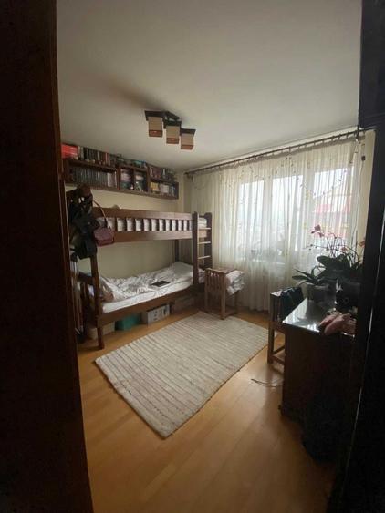 Apartament cu 2 camere decomandat în Dărmănești