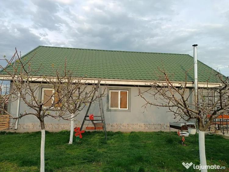 Casă cu 4 camere în Smârdan