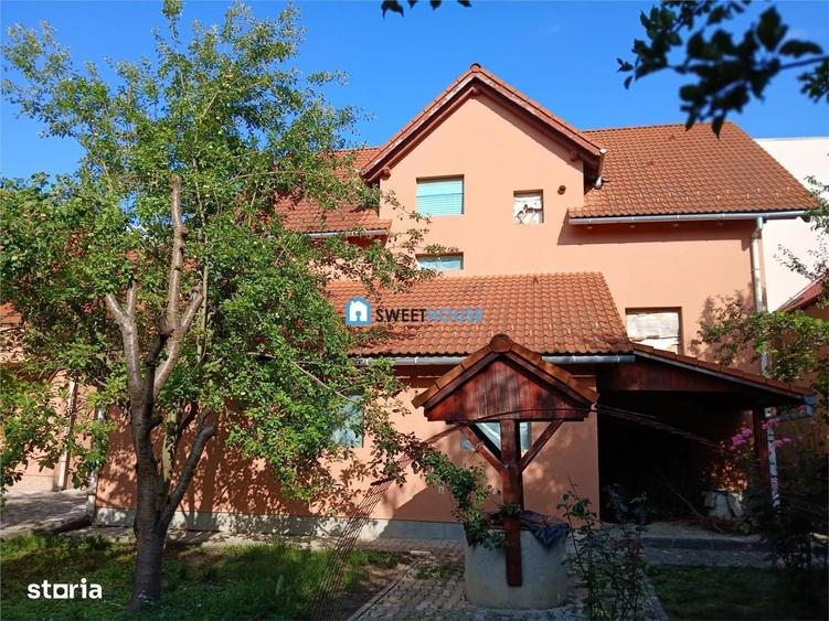 Casă cu 4 camere în Central