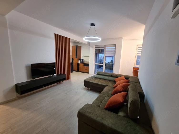 Apartament cu 2 camere semidecomandat în Mărăști