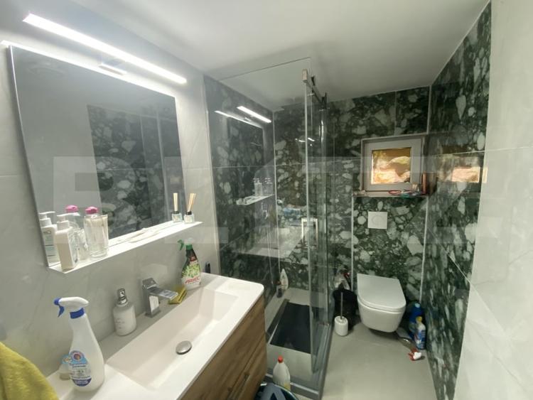 Casă individuală cu 5 camere cu Teren 1500 Mp în Popeni